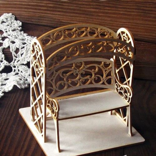 pergola z ławka.jpg