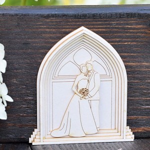 Tekturka Państwo Młodzi w drzwiach kościoła 02