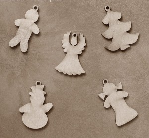 "Pierniczki" - zawieszki ze sklejki