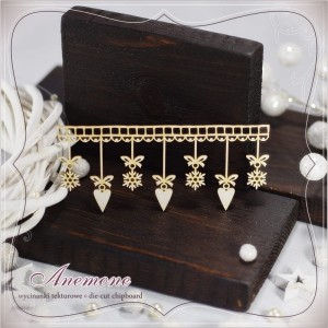 Tekturka Bombki z koronką